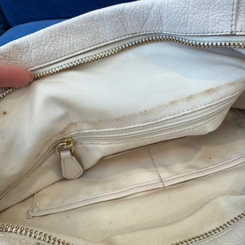 Coach I Pebbled Cream Leather Shoulder‎ /Crossbody Bag